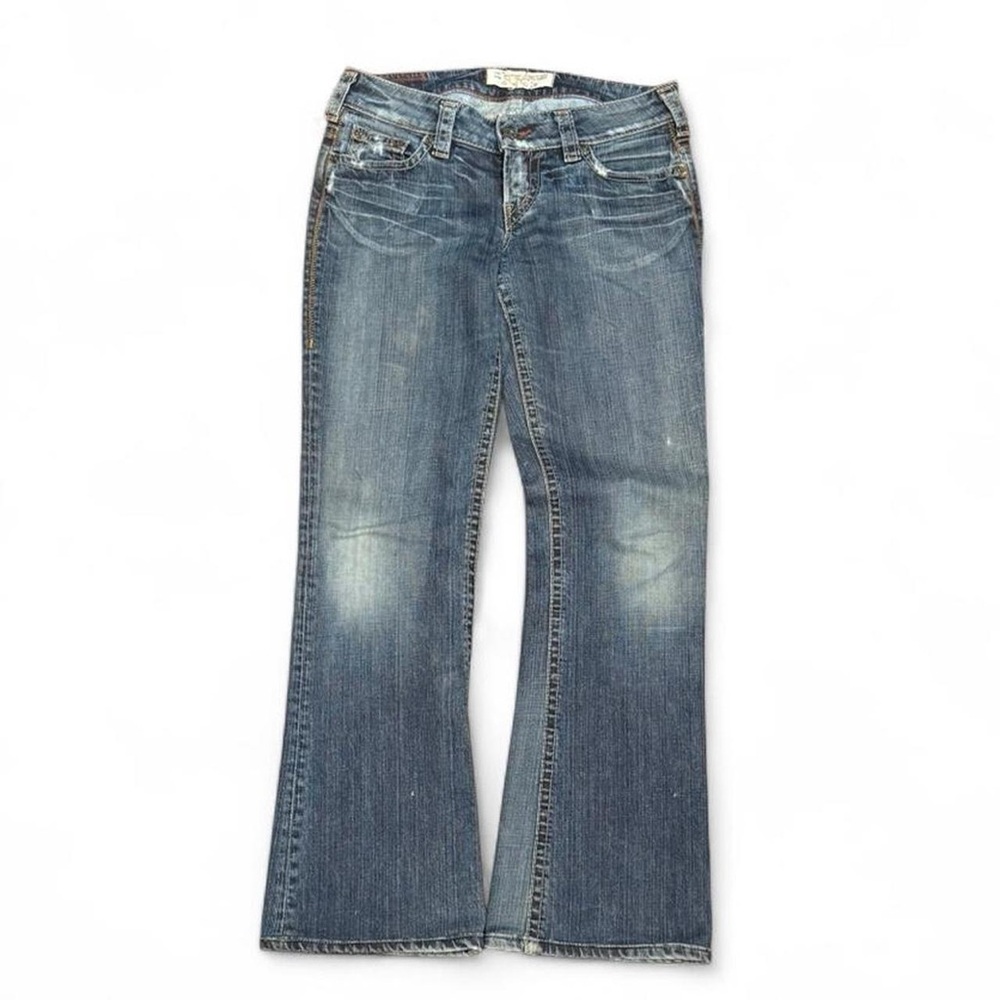 Women’s Flare Jeans in Medium Blue - - Picture 2 of 5
